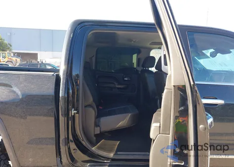 2016 GMC Sierra 1500 Denali z USA, uszkodzony, nr VIN 3GTU2PEJ1GG131966